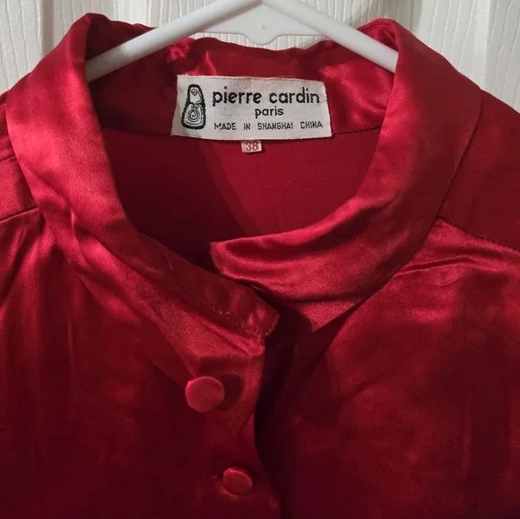 Vintage Pierre Cardin Pure Silk Blouse, Pleated Shoulders, Crochet Detail, EUC! - Picture 6 of 10